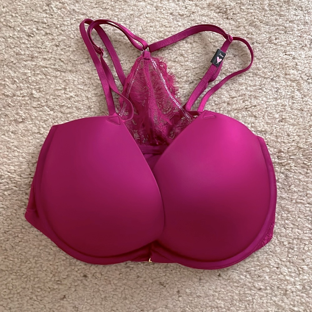 Victoria’s Secret magenta fuschia berry lace back front-close bra